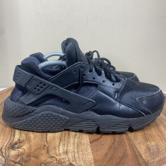 Nike Air Huarache Run Triple Black Womens size 9 Running Shoes - Picture 1 of 11